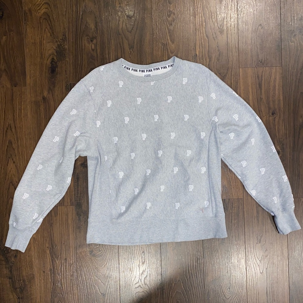 ‼️2 FOR $32 + 4.99 ship‼️ PINK Sweatshirt✨💗